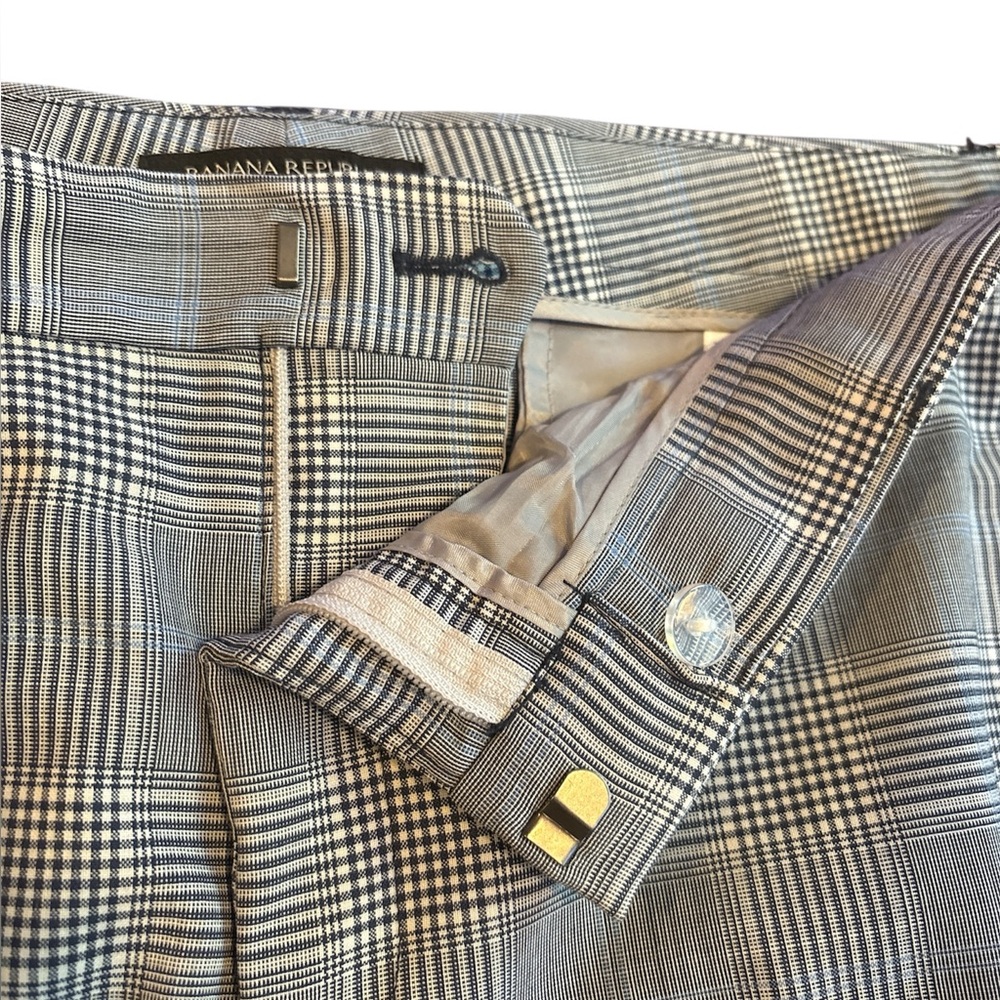 Women’s Banana Republic Ryan Grey, Black & Blue Plaid Flat Front Pants, Size 14 - Picture 8 of 9